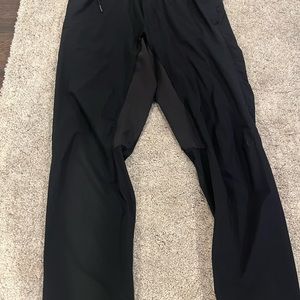 Black Lululemon Athletic Pants (Large)